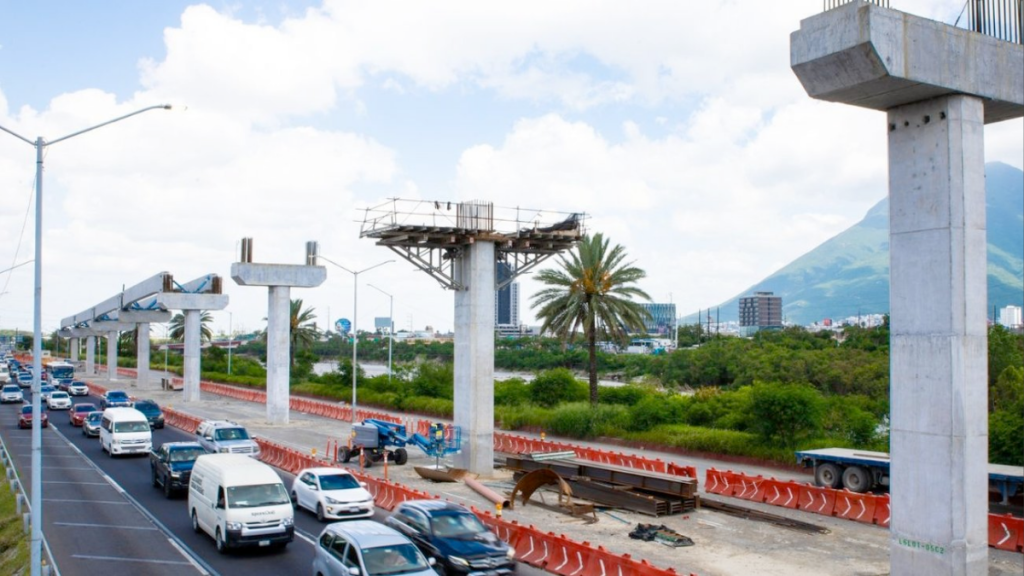 Ducto Pluvial Dañado, Construcción Sin Permiso, Línea 4, Gobierno Estatal, Administración Anterior
