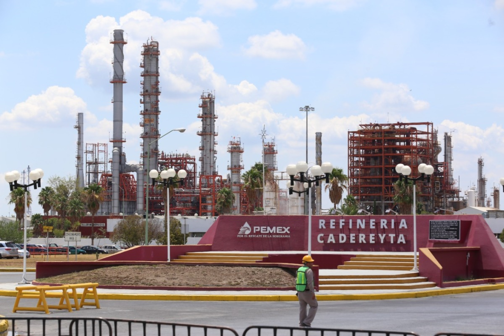 Image | La Silla Regia Samuel García Atrasa Dos Años Acciones Contra Refinería De Cadereyta