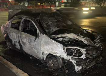 Incendio-de-auto-san-pedro-chevrolet-aveo-falla-mecánica | La Silla Regia
