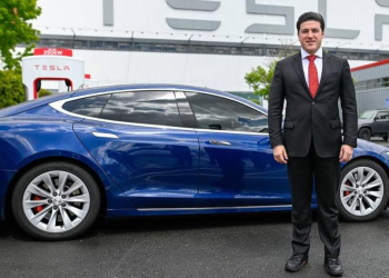 Nuevolandia-de-Samuel-Tesla-Gigafactory-Santa-Catarina